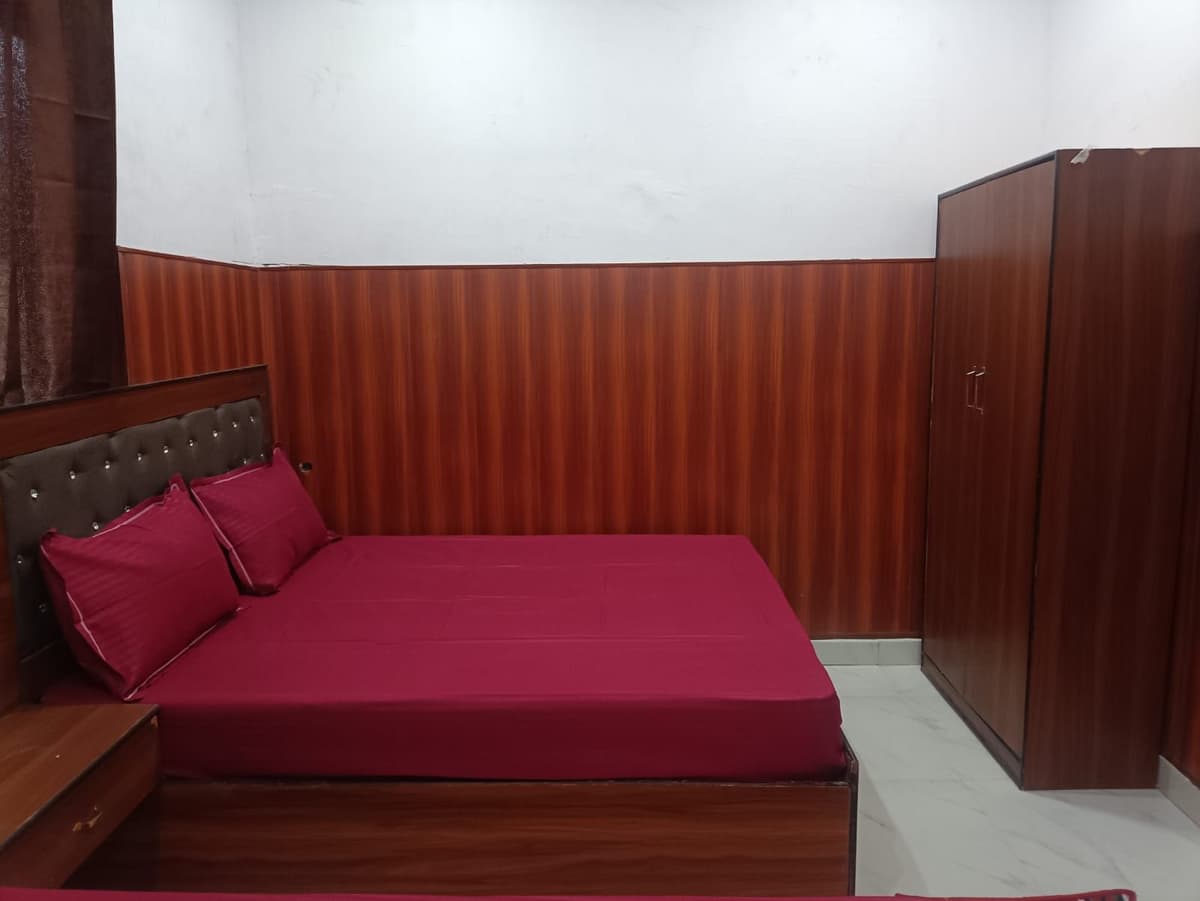 Hotel Kuber Bhagat