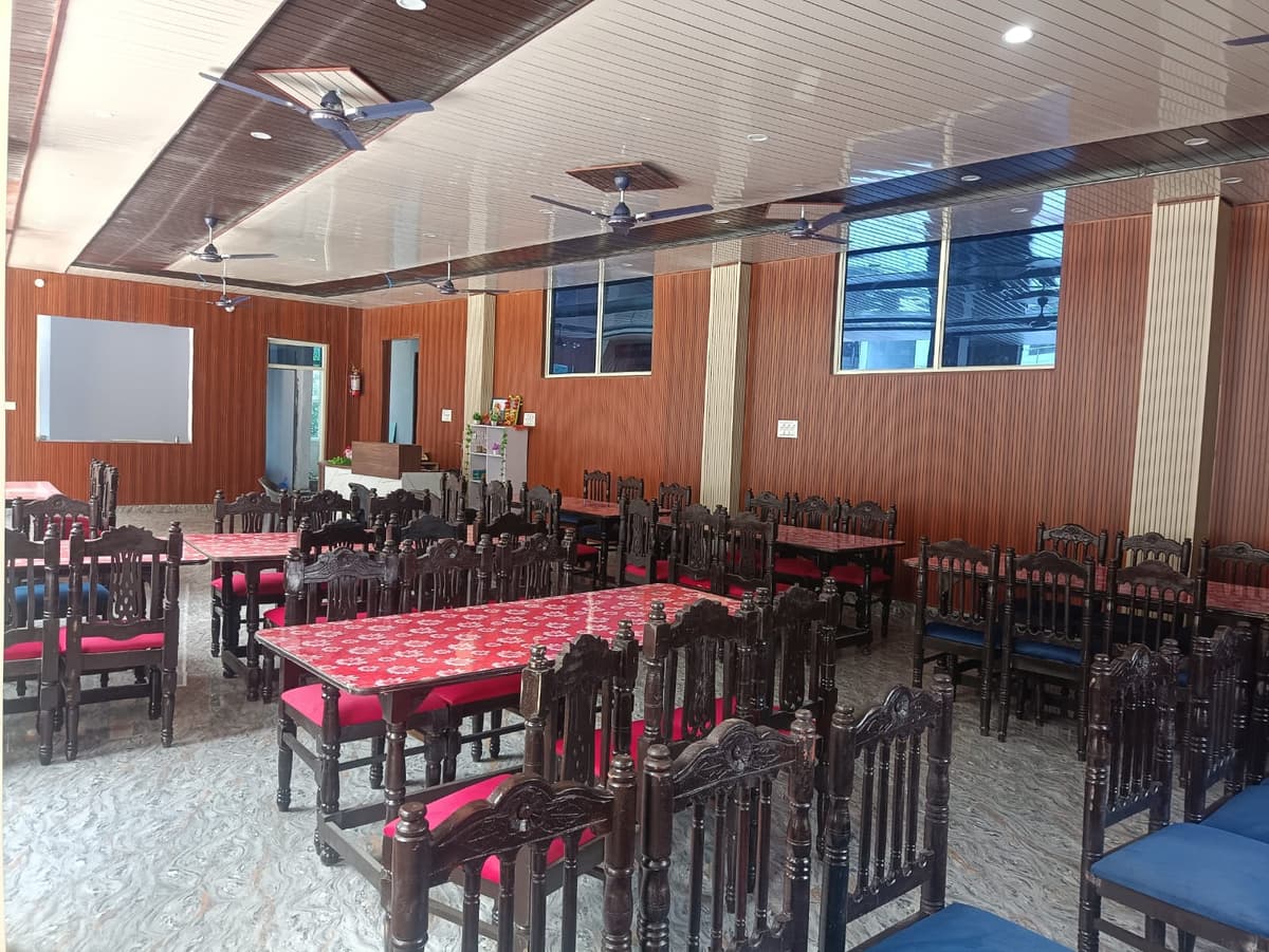 Hotel Kuber Bhagat